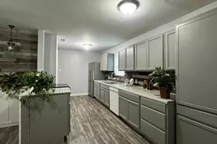 2312 N Shannon St, Sherman, TX 75092 - Photo 8