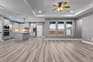 349 Kimberly Dr, Mesquite, TX 75149 - Photo 2