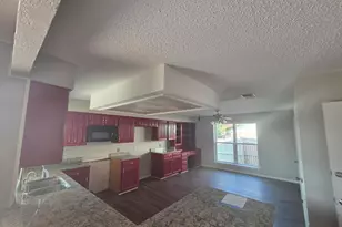 500 Cavendish Dr, Arlington, TX 76014 - Photo 18