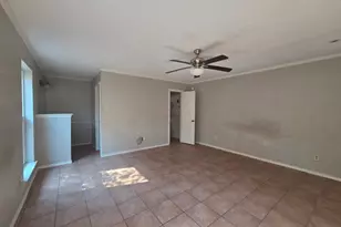 500 Cavendish Dr, Arlington, TX 76014 - Photo 10