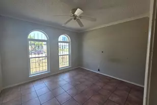 500 Cavendish Dr, Arlington, TX 76014 - Photo 14