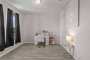 10049 Adams Ln, Providence Village, TX 76227 - Photo 6