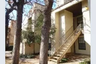 1716 Crest Grove Drive, Arlington, TX 76012 - Photo 2