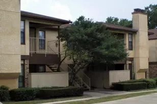 1716 Crest Grove Dr, Arlington, TX 76012 - Photo 1