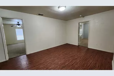 1309 Bridges Street, Denton, TX 76208 - Photo 4