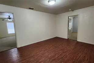 1309 Bridges St, Denton, TX 76208 - Photo 4