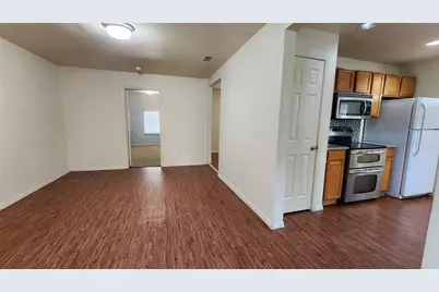 1309 Bridges Street, Denton, TX 76208 - Photo 4