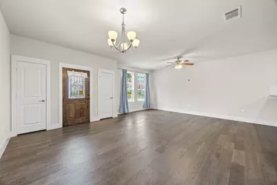 223 Belleville Drive, Lewisville, TX 75057 - Photo 8