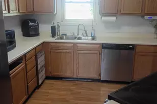 634 E Eubank St, Mabank, TX 75147 - Photo 28