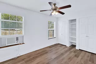 530 2nd St, Grand Prairie, TX 75051 - Photo 36