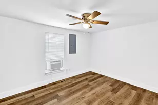 530 2nd St, Grand Prairie, TX 75051 - Photo 18