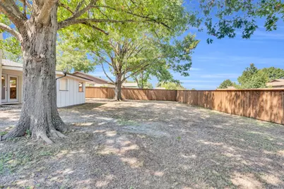 112 Lochness Lane, Benbrook, TX 76126 - Photo 24