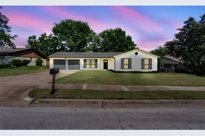 112 Lochness Lane, Benbrook, TX 76126 - Photo 1