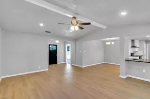 112 Lochness Ln, Benbrook, TX 76126 - Photo 2