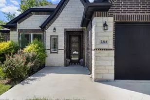 2318 Jonesboro Ave, Dallas, TX 75228 - Photo 2