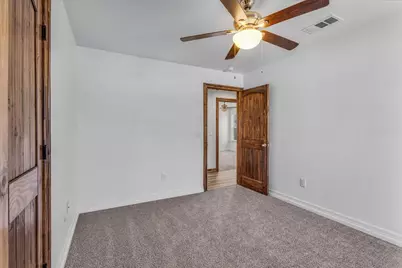 716 N Harrison Avenue, Sherman, TX 75090 - Photo 2