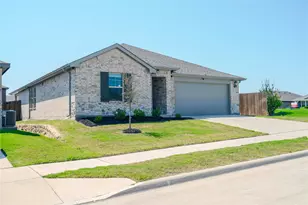 10937 Elata Dr, Fort Worth, TX 76108 - Photo 2