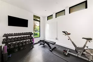 11460 Strait Ln, Dallas, TX 75229 - Photo 30