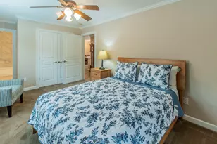 804 Beechcraft Ave, Grand Prairie, TX 75051 - Photo 14