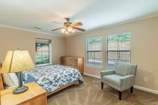 804 Beechcraft Ave, Grand Prairie, TX 75051 - Photo 12