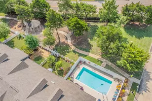 804 Beechcraft Ave, Grand Prairie, TX 75051 - Photo 28