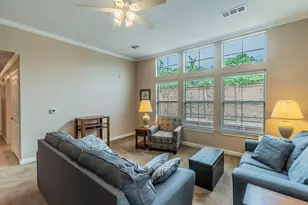 804 Beechcraft Ave, Grand Prairie, TX 75051 - Photo 4