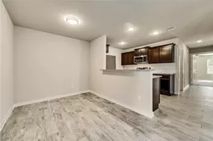 614 N 6th St, Gunter, TX 75058 - Photo 6