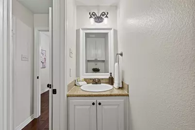 5843 Lake Point Drive, Arlington, TX 76016 - Photo 16