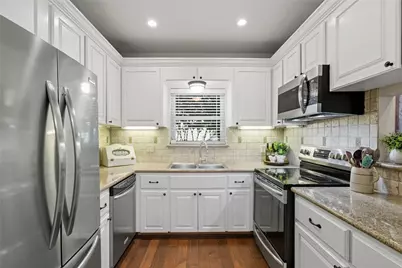 5843 Lake Point Drive, Arlington, TX 76016 - Photo 8