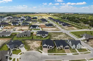 12004 Kenai Cir, Woodway, TX 76712 - Photo 26