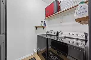 557 Vickie St, Crowley, TX 76036 - Photo 20