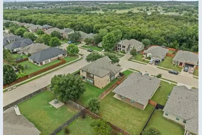 557 Vickie Street, Crowley, TX 76036 - Photo 30