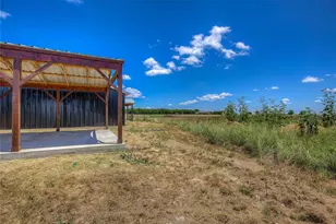 4340 Fm 1563, Wolfe City, TX 75496 - Photo 34