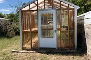 1213 W Market Street W, Honey Grove, TX 75446 - Photo 2