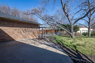 8925 Forest Cliff Dr, Dallas, TX 75228 - Photo 28