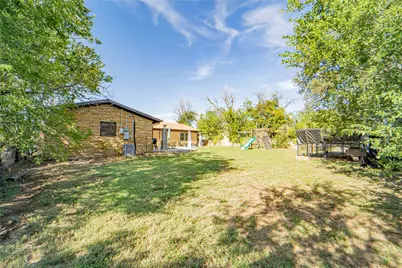 811 W Dyer Street, Breckenridge, TX 76424 - Photo 38