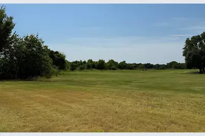 392 Clubhouse Drive, Joshua, TX 76058 - Photo 4