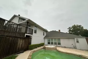 8639 Clover Meadow Dr, Dallas, TX 75243 - Photo 30