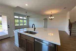 310 Devonshire Dr, Greenville, TX 75401 - Photo 12