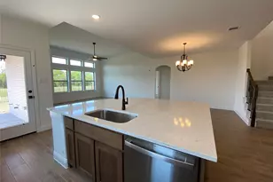 310 Devonshire Dr, Greenville, TX 75401 - Photo 12
