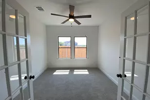 310 Devonshire Dr, Greenville, TX 75401 - Photo 6