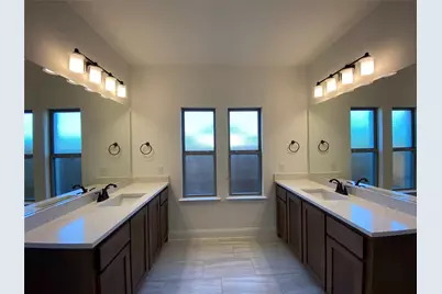 310 Devonshire Drive, Greenville, TX 75401 - Photo 20