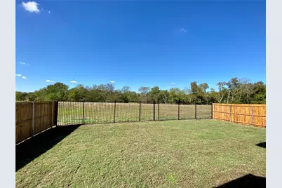 310 Devonshire Drive, Greenville, TX 75401 - Photo 2