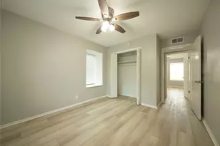 1717 N Locust St, Denton, TX 76201 - Photo 6