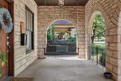 222 S Edgefield Avenue, Dallas, TX 75208 - Photo 2