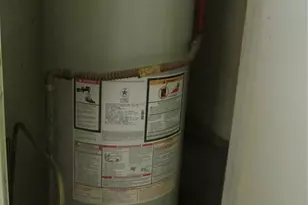 1709 Lattimore St, Denton, TX 76209 - Photo 20