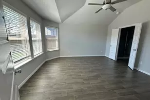 14032 Earlham St, Pilot Point, TX 76258 - Photo 32