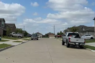 14032 Earlham St, Pilot Point, TX 76258 - Photo 18