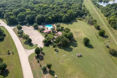 2055 Westview Drive, Wills Point, TX 75169 - Photo 2