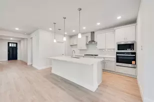 849 Blue Fescue Rd, Fort Worth, TX 76247 - Photo 6